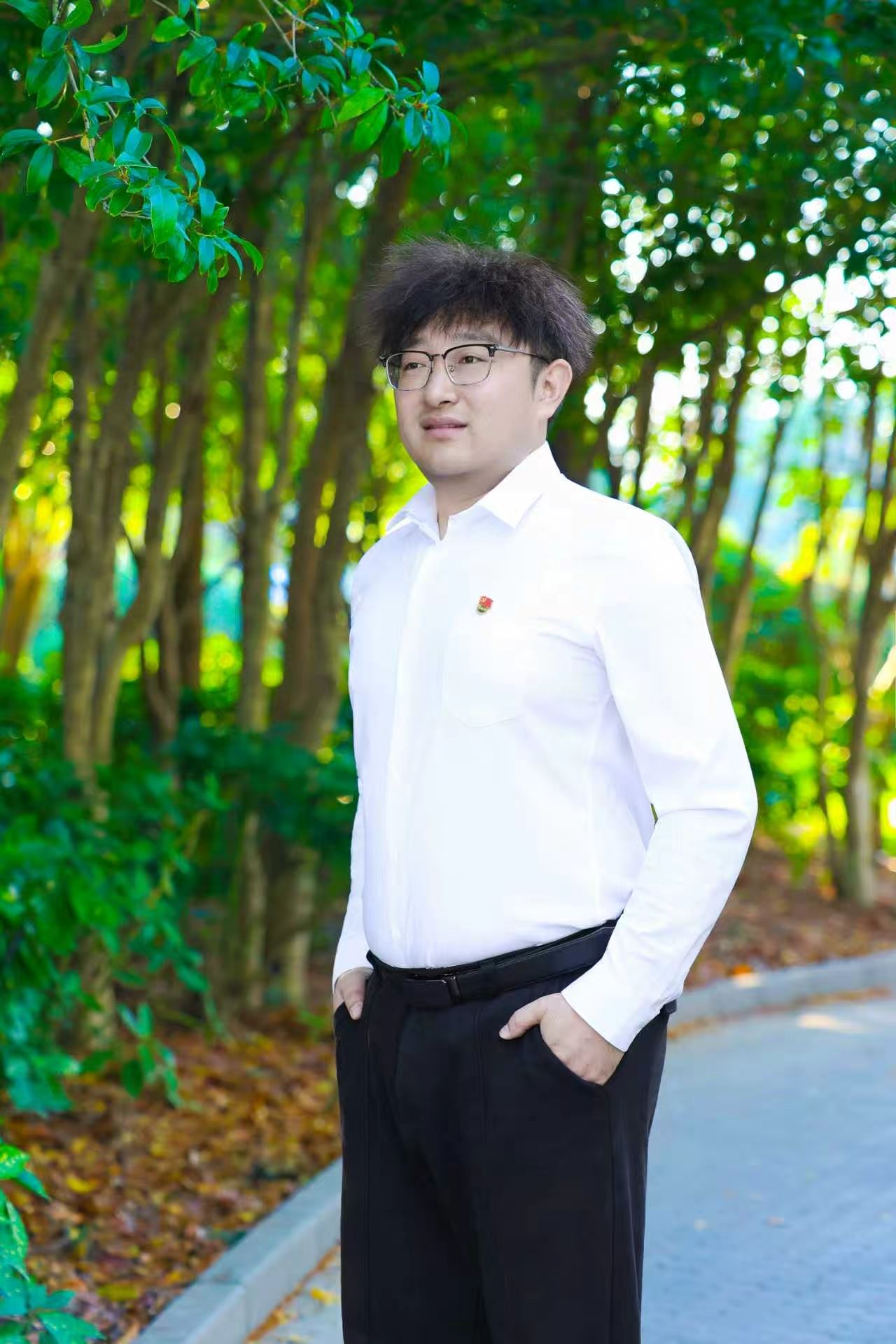 李易霖